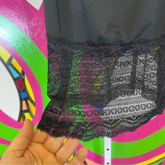 NWT, Pink Kmart Black Slip Top. Size Medium - Picture 2 of 6